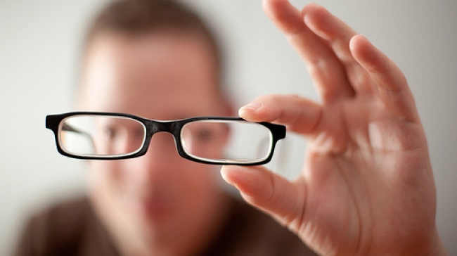 apakah-mata-minus-bisa-sembuh