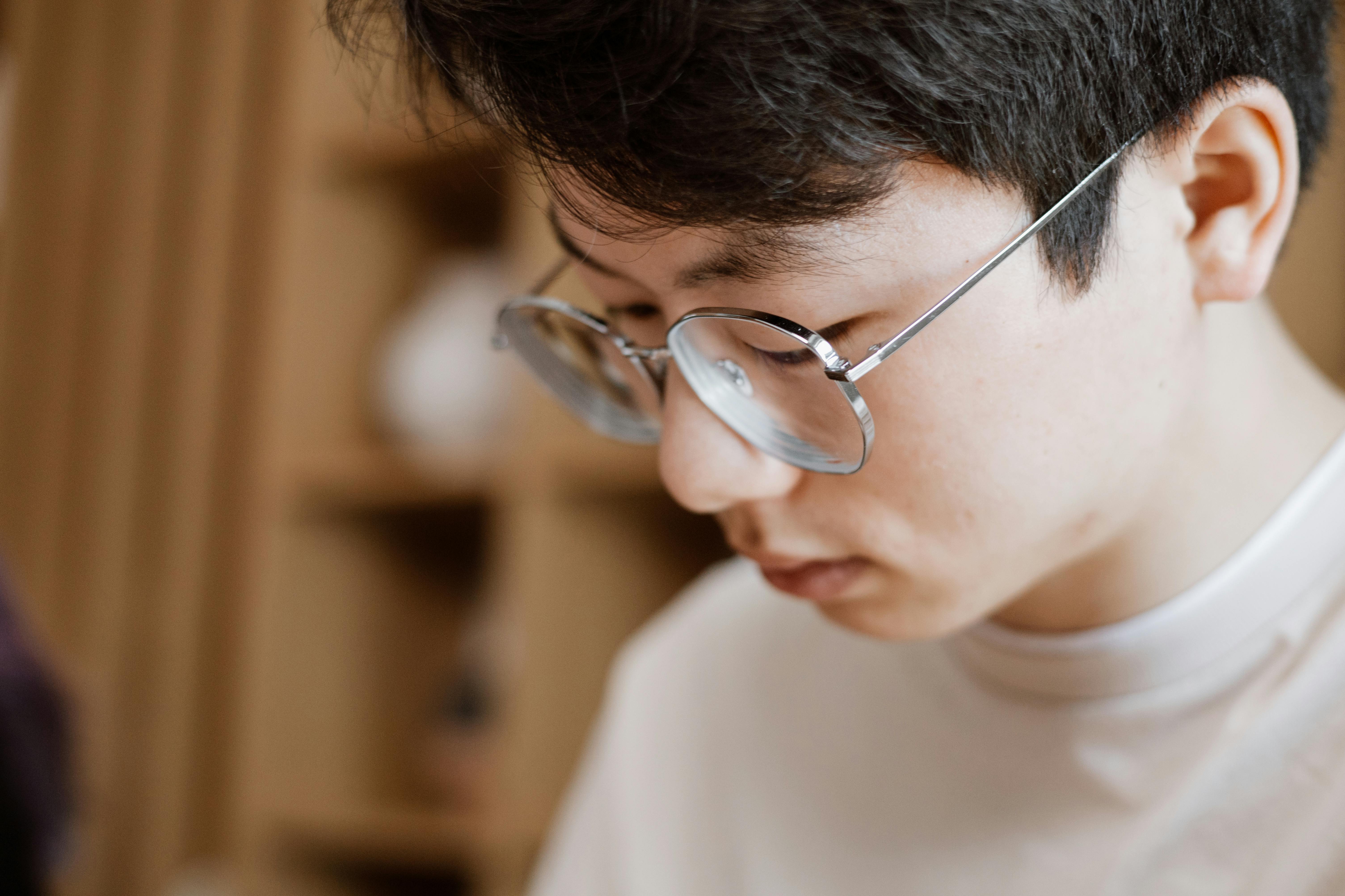 mata-minus-tinggi-dan-kebutaan-akibat-glaukoma-bisakah-lasik-menjadi-solusi