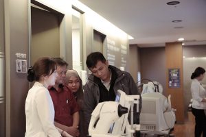 Belajar LASIK ke Korea Selatan Belajar LASIK ke Korea Selatan